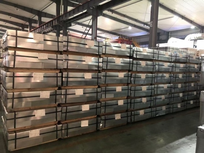 Plaques d'étain de qualité alimentaire pour emballage de produits laitiers en conserve