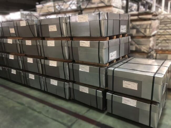 Tôle d'acier étamée électrolytique et TFS de qualité alimentaire avec résistance améliorée à la rouille et aux alcalis pour fonds de boîtes