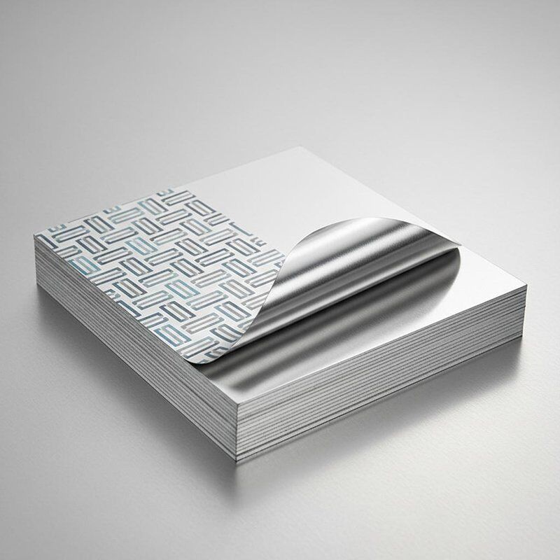 Plaque d'étain électrolytique carrée caractéristiques 6001030 mm à l'extérieur imprimée ou plate Conçue pour l'emballage et la résistance à la corrosion